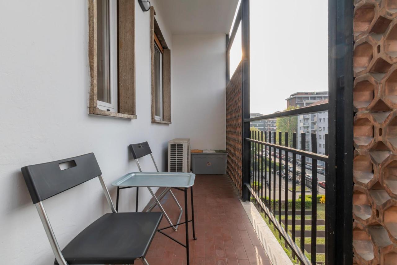 Luxury Apartment Savona 65 Милан Экстерьер фото